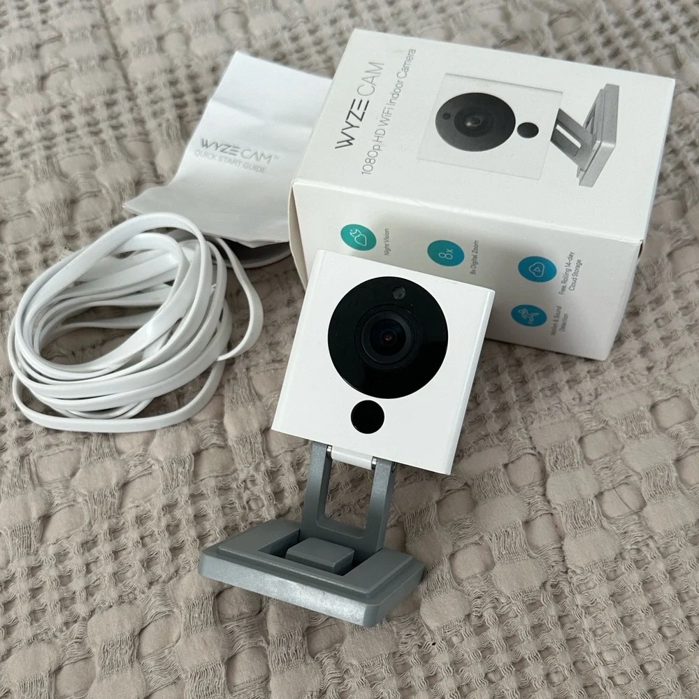 Wyze Cam V2 1080p HD Indoor Camera